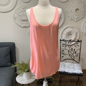 Sleeveless tshirt